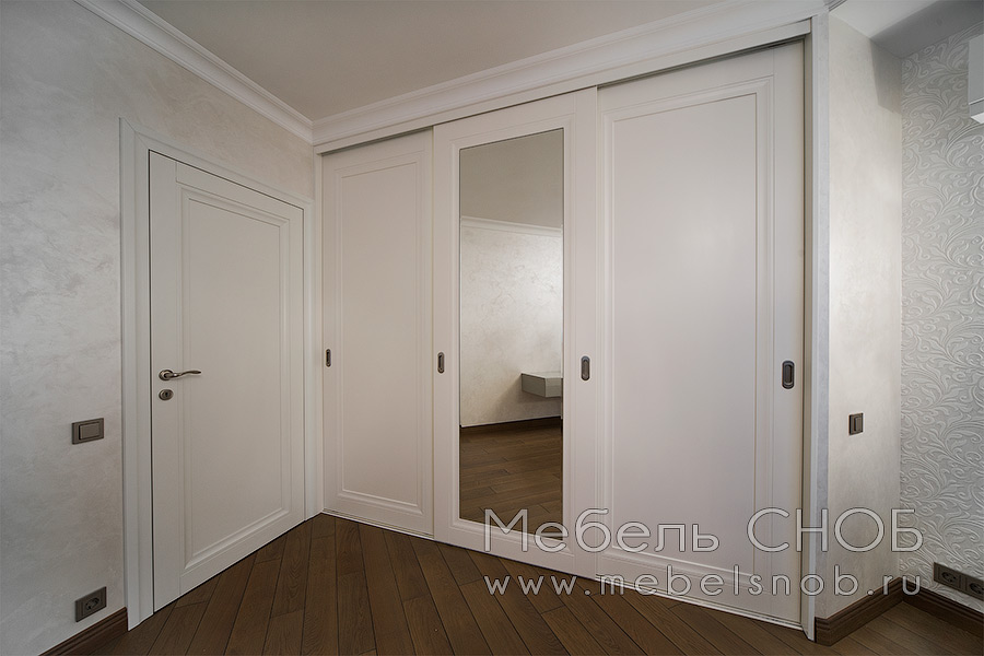 Они препятствуют изгибанию дверей, увеличивают срок службы изделия. Они препятствуют изгибанию дверей, увеличивают срок службы изделия.