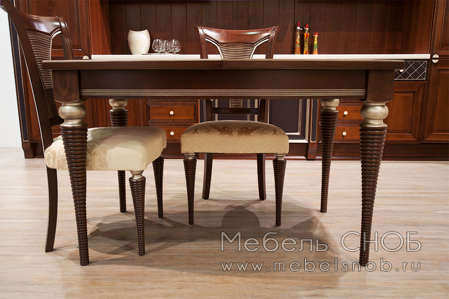 В едином стиле с кухней выполнена столовая группа Турин. В едином стиле с кухней выполнена столовая группа Турин.