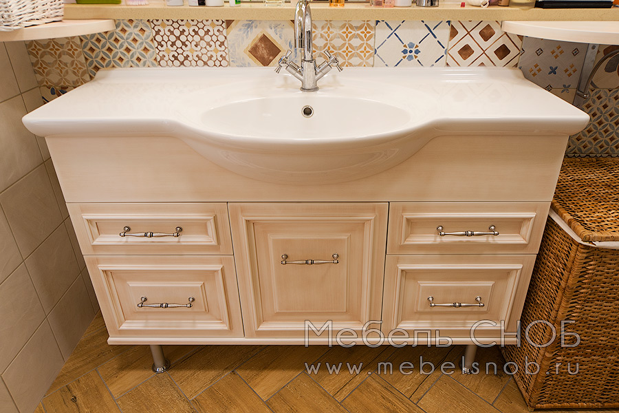 Тумба для раковины в ванной